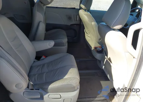 2011 Toyota Sienna Limited из США, поврежденный, VIN 5TDDK3DC0BS021335